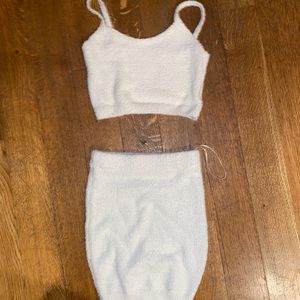 Fuzzy lounge set Princess Polly